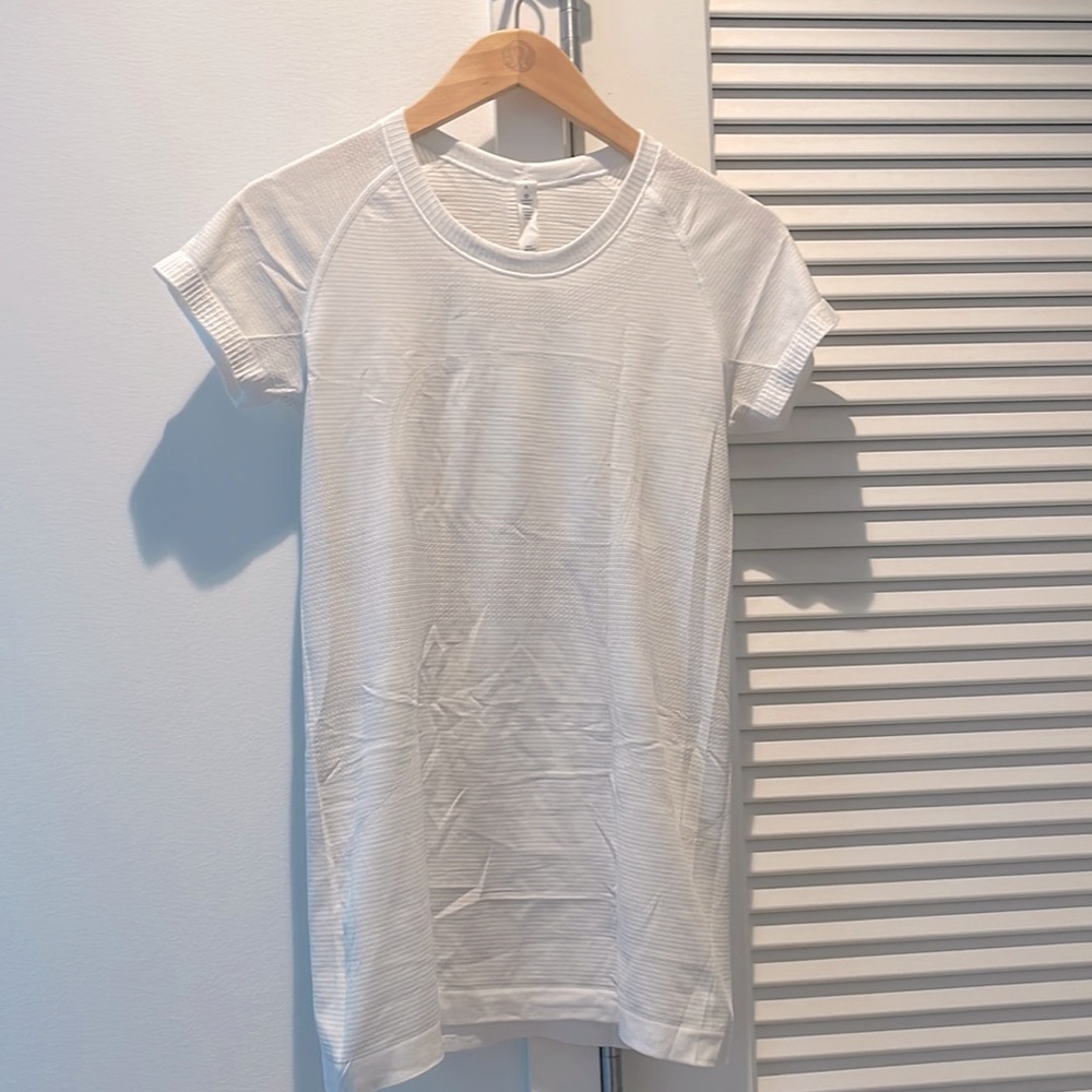 Lululemon swiftly tech t-shirt